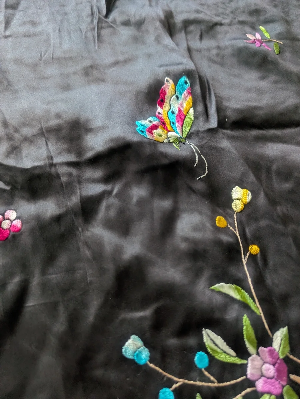 Embroidered Floral Scarf Shawl Black 100% Silk Tassel Women's Accessory - Picture 15 of 16